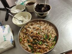 -正宗杨记普洱酸醋米线(总店)