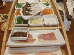 -芸南道·过桥米线(昆明老街旗舰店)