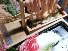 -湊湊火锅·茶憩(上海合生汇店)