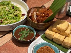 -浩海火燒雲傣家菜(芮欧百货店)