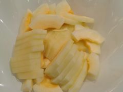 -乌兰湖畔草坪轻奢营地