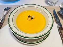 暖胃南瓜浓汤-93Club·法餐厅
