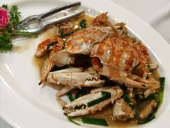姜葱炒蟹-宜宾海鲜酒家·三十年老字号