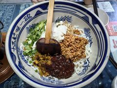 -蜗牛小馆醉乡民谣云南菜(惠新西里店)