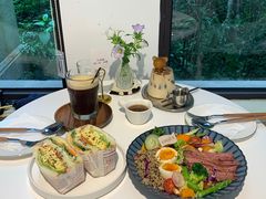 -露露家咖啡店