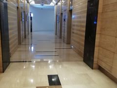 -上海龙之梦万丽酒店