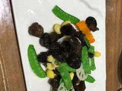 -清真·玛丽亚新疆菜主题餐厅(浙江中路店)