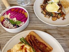 -Common Table · Brunch & Coffee