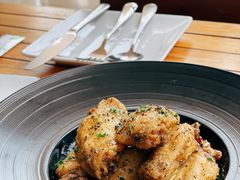 蜂蜜蒜香鸡中翅-盐说Salt Talk北美风味西餐厅(海上世界店)