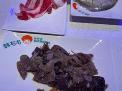 -妖无二·和牛烧烤自助(新吴万达店)