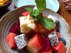 时令水果沙拉配自制果酱酸奶-G+KITCHEN(龙湖狮山天街店)