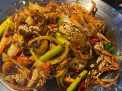 -休记光头香辣蟹干锅店(衣冠庙店)