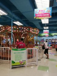 -莫莉幻想儿童乐园(武汉保利广场店)