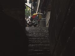 -白象居