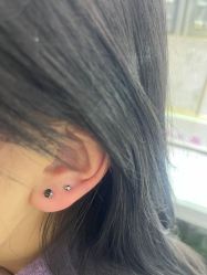 -AI艾耳·专业手工耳洞·穿孔美学馆