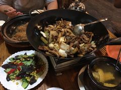 -富正毅三下锅·湘西韵味(天门山索道店)