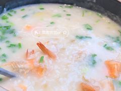 招牌鲜虾粥-颐和•海鲜砂锅粥•啫啫煲(奥林匹克广场店)