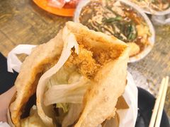 -小红车炸蛋葱油饼