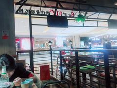 -洪氏嗨捞·广东猪肚鸡·椰子鸡火锅(西咸万象城店)