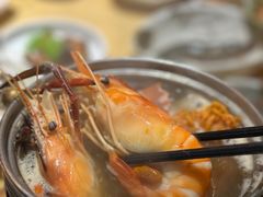 -雍和会海鲜姿造自助(湖东路店)