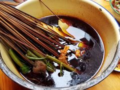 -拈签一笑黄牛肉辣卤串串