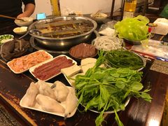 -邓莽子老火锅(中兴路总店)