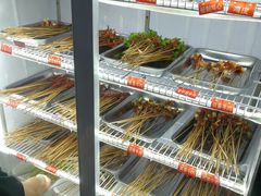 -何氏串串香火锅(翠亨店)