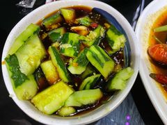 凉拌黄瓜-红钳侠小龙虾·烧烤(中赢康康谷店)