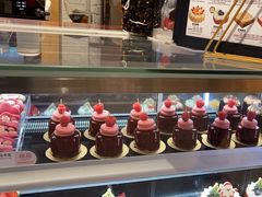 -TOUCH泰奇(奉贤宝龙城市广场店)