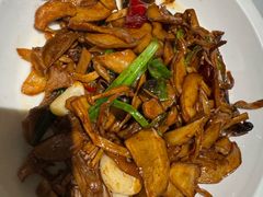 -关东小磨东北菜(漕河泾印象城店)