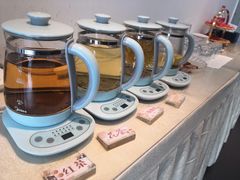 -贵州贵星奔驰4S店(观山湖店)
