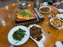 -邹胖哥好好吃餐馆(荔波美食街店)