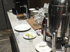 -飨食汇全日制餐厅·昆山皇冠假日酒店(九方店)