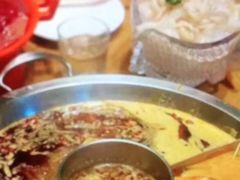 -佬土鹅肠火锅(中建大观店)