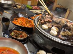 -啊美丽炭火烤肉(滑翔一店)