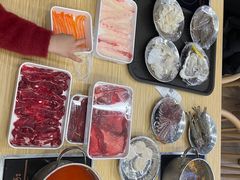 -杨老板·海鲜集市火锅·鲜切牛肉(中防万宝店)