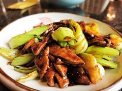 菜梗炒猪肝-菲乐餐厅(三十年经营·湖滨路店)