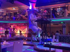 -巴特餐饮6加1音乐餐吧·新疆菜