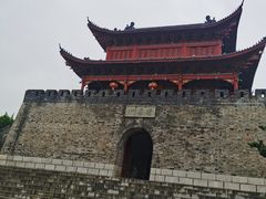 -巴陵广场