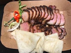 脆皮碳烤肉-老头儿油爆虾·知味杭州(爱琴海购物中心)
