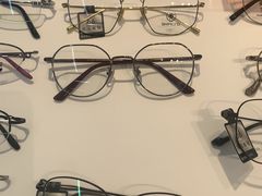 -发茂眼镜·蔡司依视路镜片(镇坪路店)