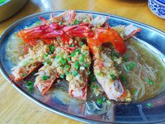 蒜蓉粉丝蒸九节虾-蚝得喜海鲜(东城店)