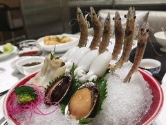 -红鼎豆捞·非遗鲍皇汤火锅(宝丰路店)