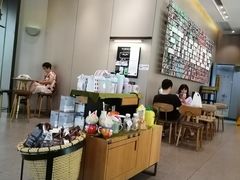 -星巴克臻选(深圳龙华红山天虹店)