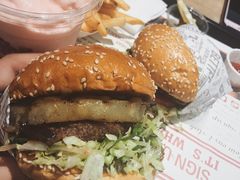-The Habit Burger Grill 哈比特汉堡(爱琴海店)