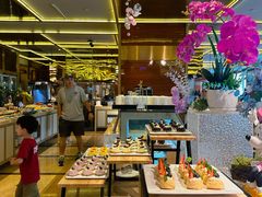 -大中华希尔顿酒店-念自助餐·海南美食·三文鱼