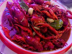 -海盗船. 龙虾烧烤. 酒馆
