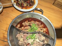 -大众跷脚牛肉馆·非遗传承单位(峨眉山店)