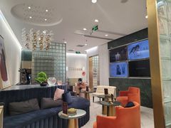 -海马体照相馆(环贸iapm大师爱情店)