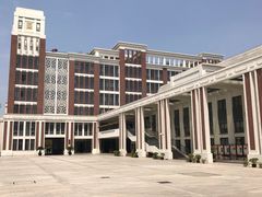 -上海市曹杨第二中学